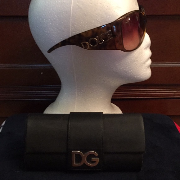Designer DOLCE GABBANA sunglasses, brown color with Gold logo letters on arms.. - Picture 2 of 8